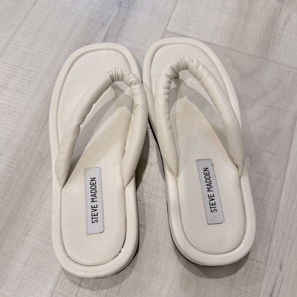 Steve Madden Sandals - Picture 3 of 6